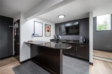 4812 Harvest Court SW Cedar Rapids IA 52404