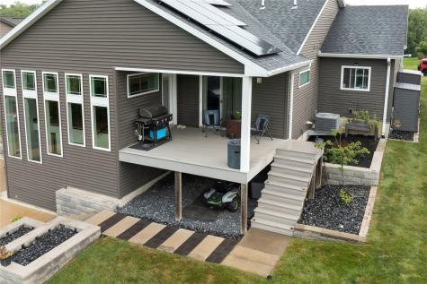 4812 Harvest Court SW Cedar Rapids IA 52404