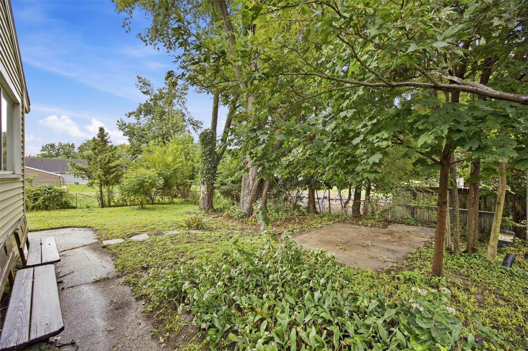 1211 Crestview Drive SE Cedar Rapids IA 52403