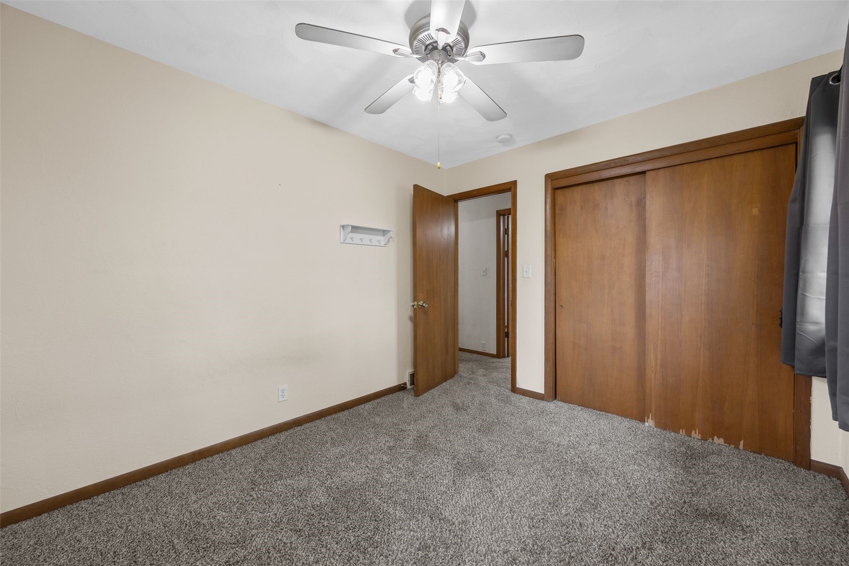 2228 Mallory Street SW Cedar Rapids IA 52404