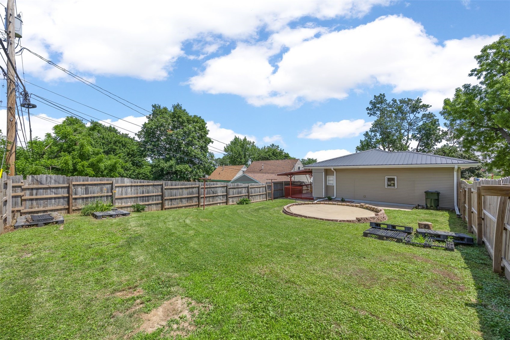 2228 Mallory Street SW Cedar Rapids IA 52404