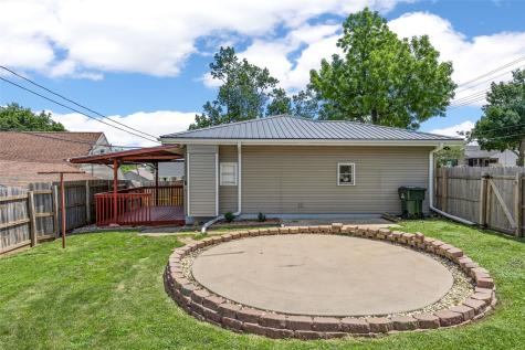 2228 Mallory Street SW Cedar Rapids IA 52404