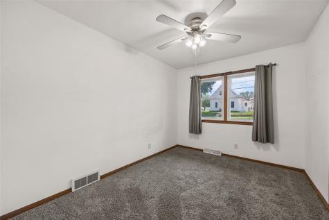 2228 Mallory Street SW Cedar Rapids IA 52404