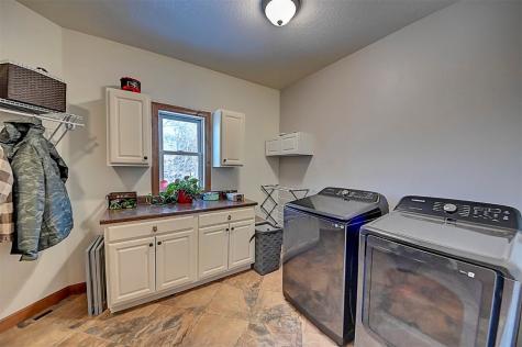 1055 Secrist Road Springville IA 52336