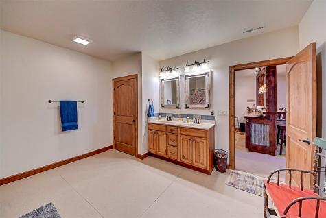 1055 Secrist Road Springville IA 52336