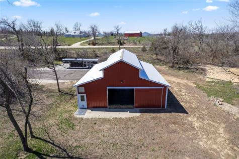 1055 Secrist Road Springville IA 52336