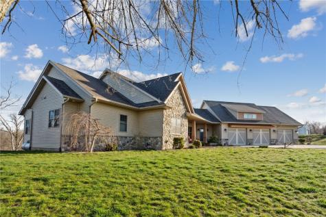1055 Secrist Road Springville IA 52336