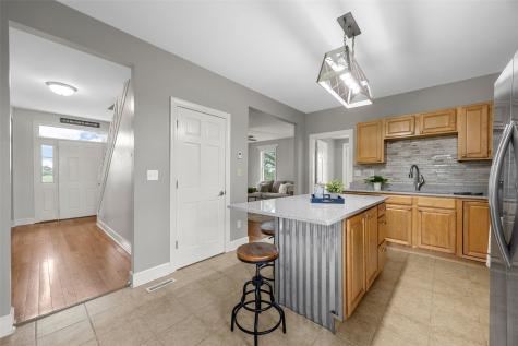 931 Dixon Avenue Tipton IA 52772
