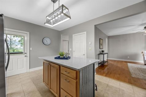 931 Dixon Avenue Tipton IA 52772