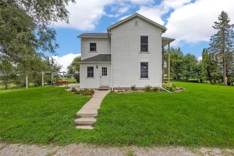931 Dixon Avenue Tipton IA 52772