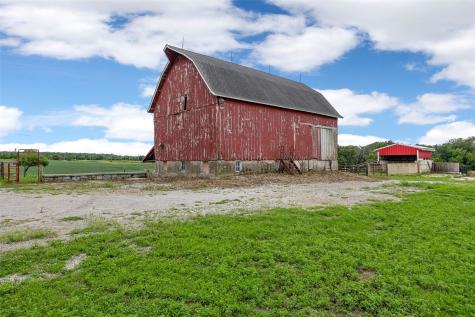 931 Dixon Avenue Tipton IA 52772
