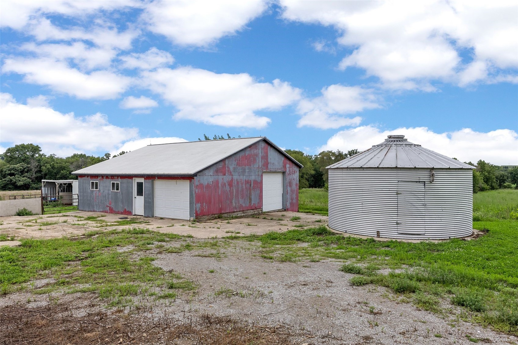 931 Dixon Avenue Tipton IA 52772
