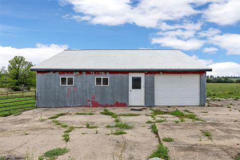 931 Dixon Avenue Tipton IA 52772