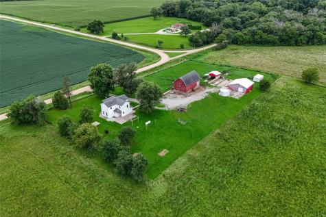 931 Dixon Avenue Tipton IA 52772