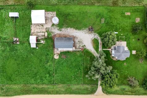 931 Dixon Avenue Tipton IA 52772