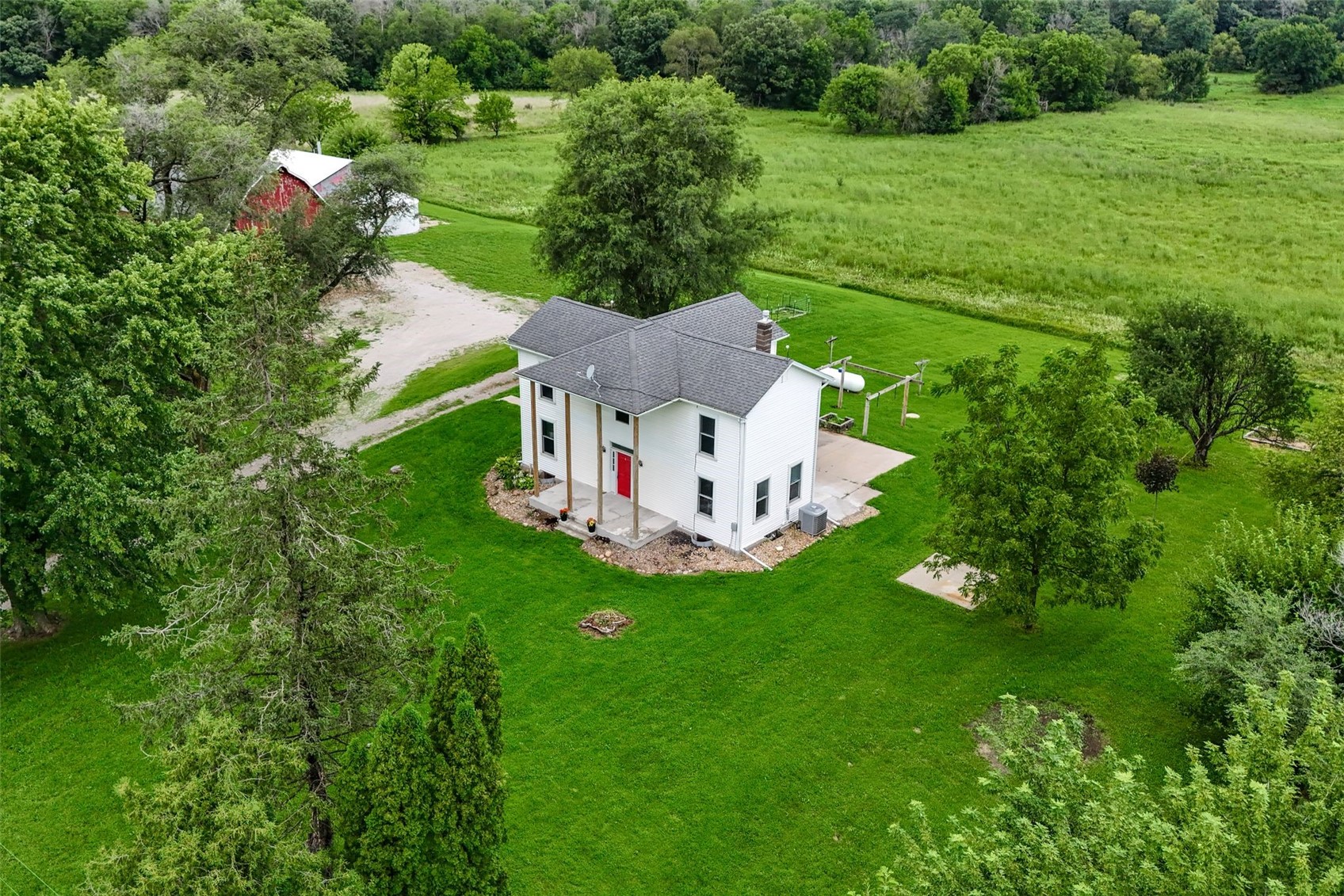 931 Dixon Avenue Tipton IA 52772