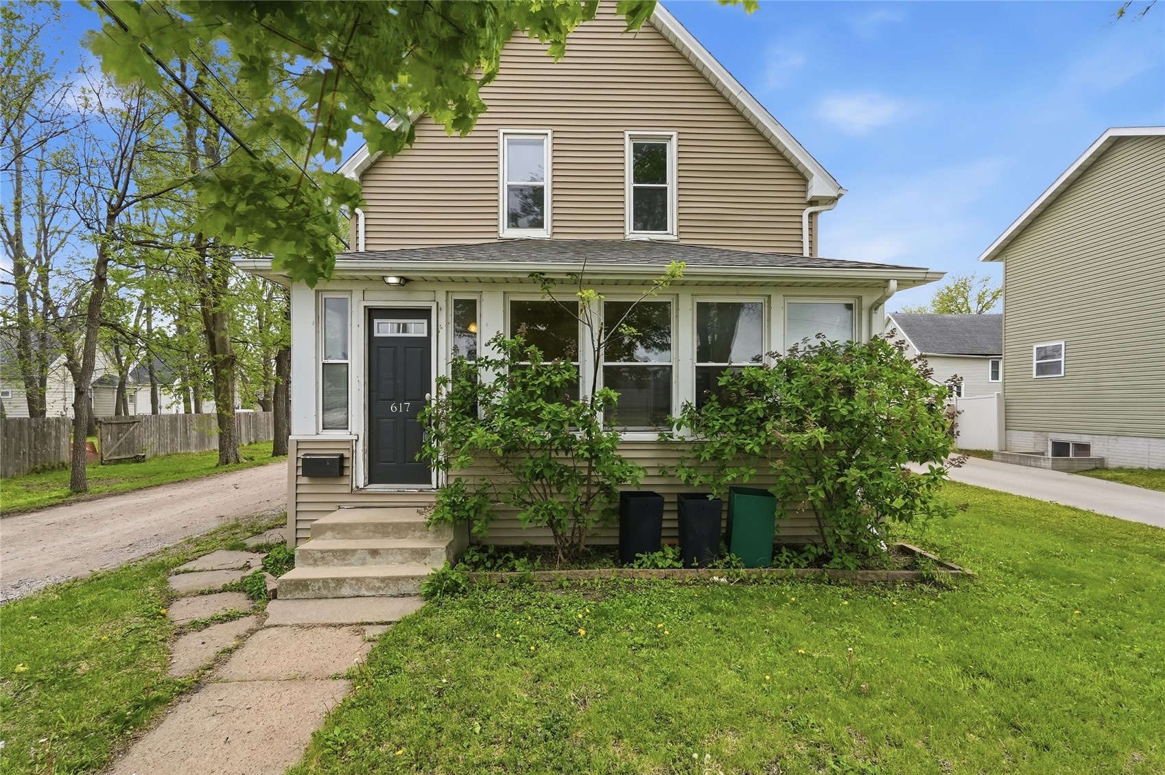 617 9th Avenue SW Cedar Rapids IA 52404