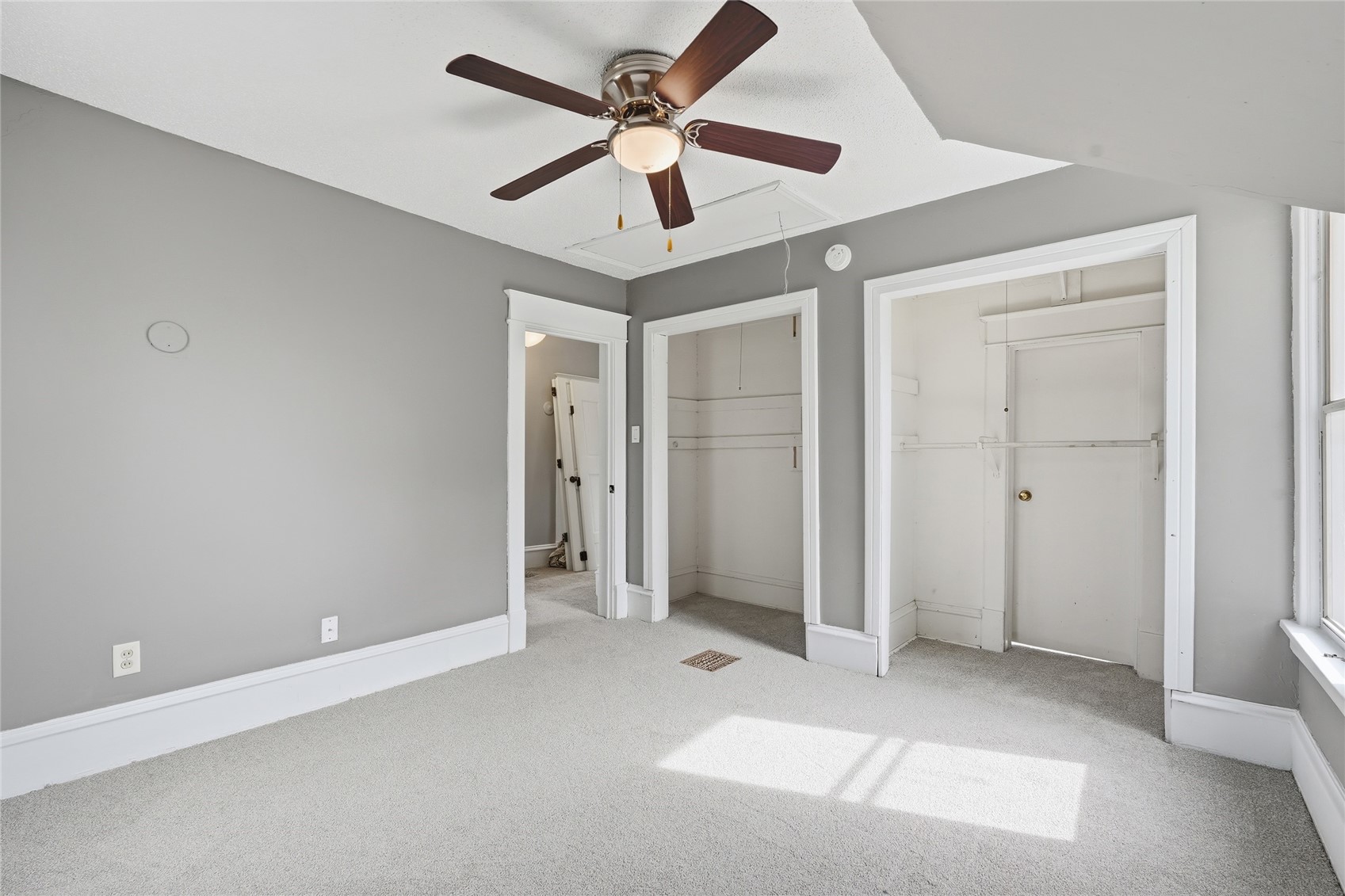 617 9th Avenue SW Cedar Rapids IA 52404
