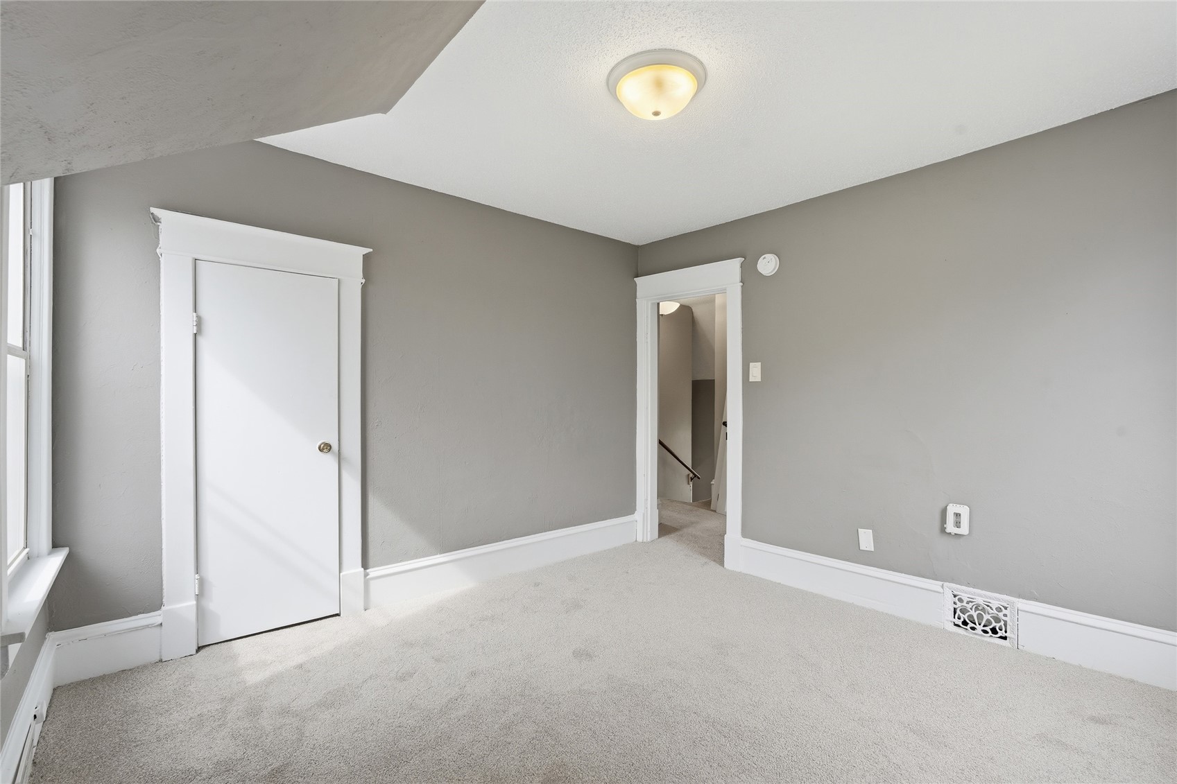 617 9th Avenue SW Cedar Rapids IA 52404