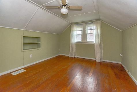 369 20th Street SE Cedar Rapids IA 52403