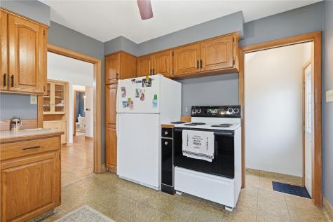 23 24th Avenue SW Cedar Rapids IA 52404