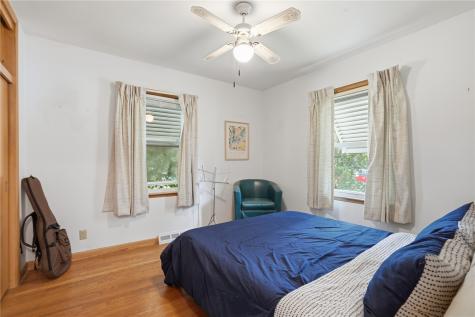23 24th Avenue SW Cedar Rapids IA 52404
