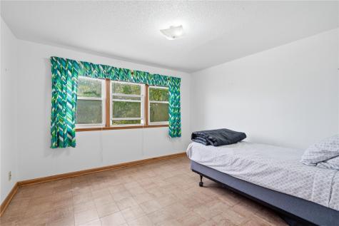 23 24th Avenue SW Cedar Rapids IA 52404