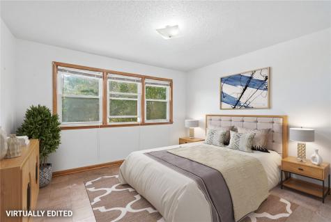 23 24th Avenue SW Cedar Rapids IA 52404