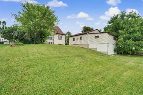 23 24th Avenue SW Cedar Rapids IA 52404