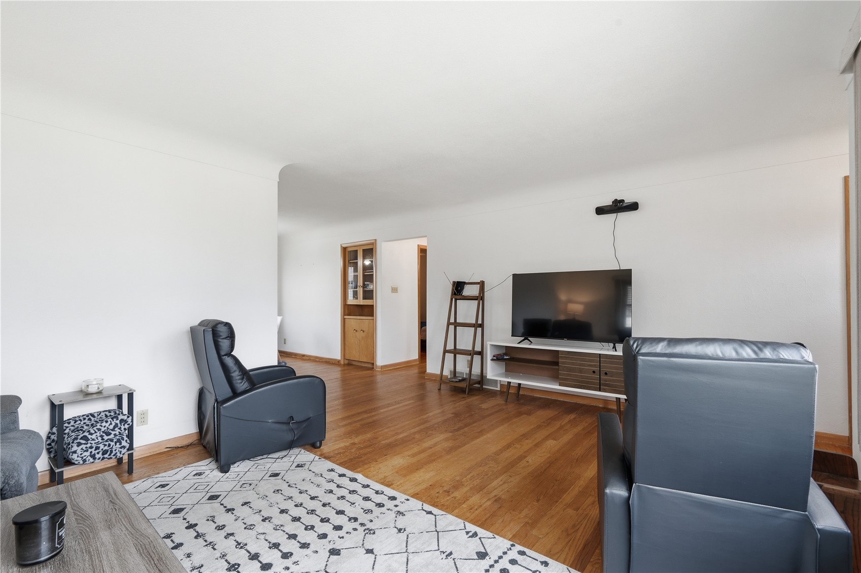 23 24th Avenue SW Cedar Rapids IA 52404