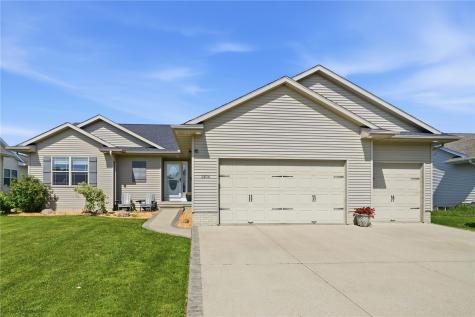 3404 Royal Drive SW Cedar Rapids IA 52404