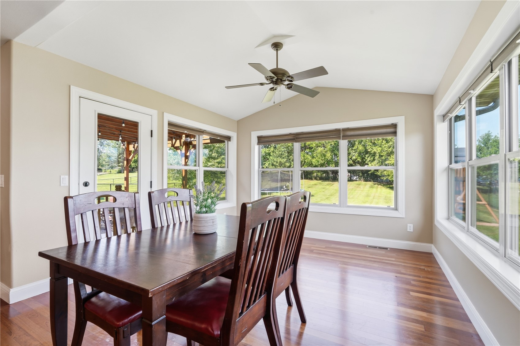3404 Royal Drive SW Cedar Rapids IA 52404
