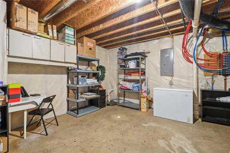 3404 Royal Drive SW Cedar Rapids IA 52404