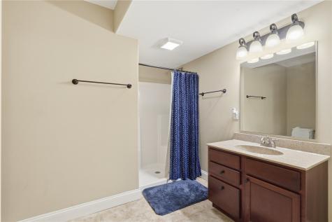 3404 Royal Drive SW Cedar Rapids IA 52404