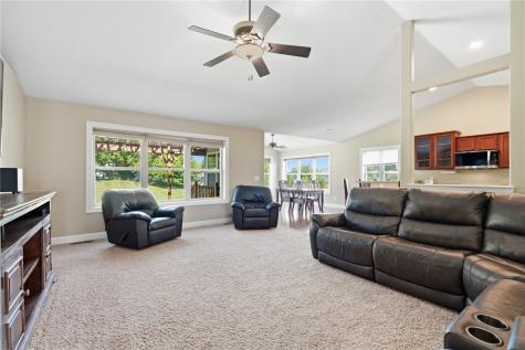 3404 Royal Drive SW Cedar Rapids IA 52404