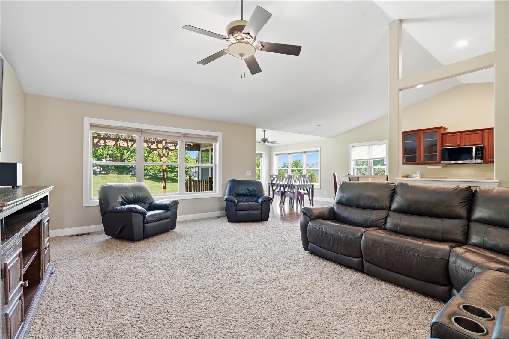 3404 Royal Drive SW Cedar Rapids IA 52404