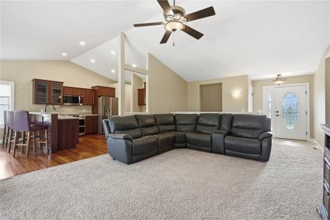 3404 Royal Drive SW Cedar Rapids IA 52404