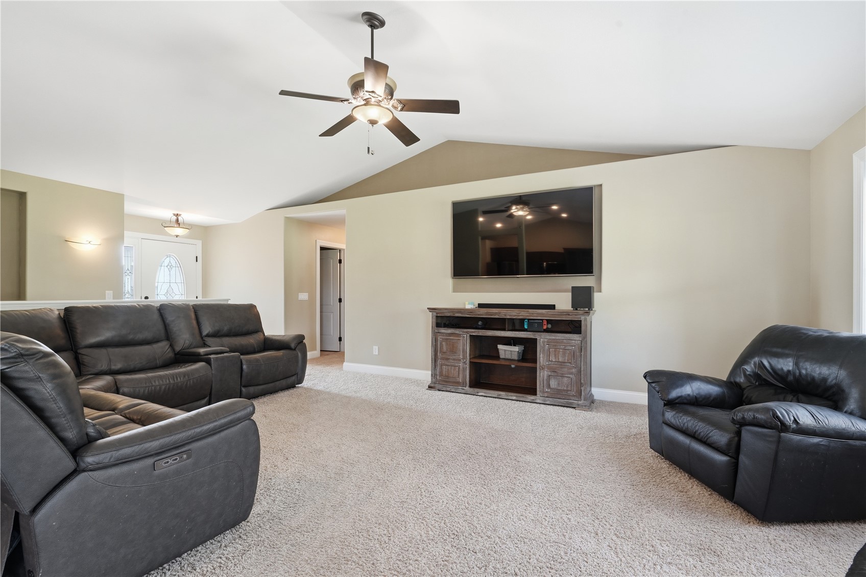 3404 Royal Drive SW Cedar Rapids IA 52404
