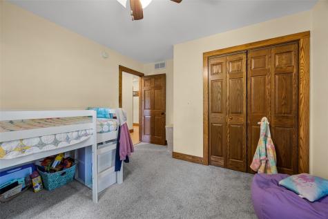 2459 125th Drive Marengo IA 52301