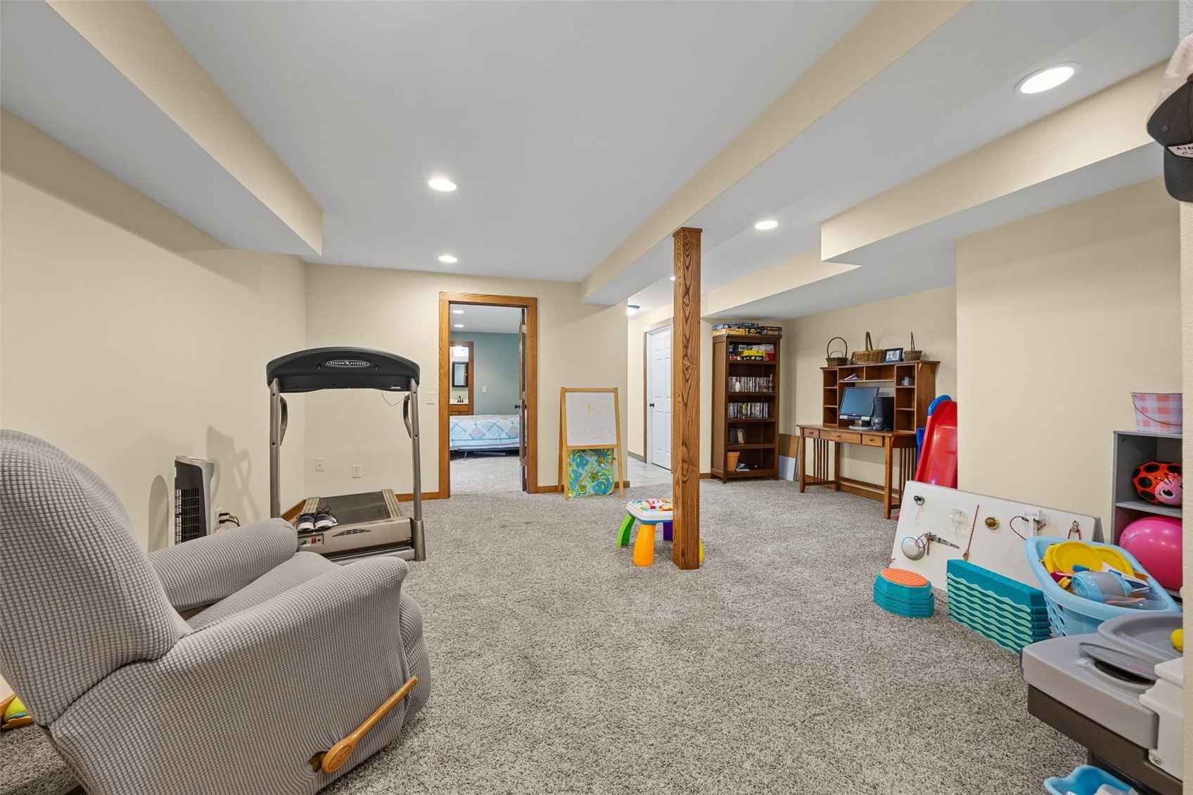 2459 125th Drive Marengo IA 52301