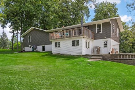 2459 125th Drive Marengo IA 52301
