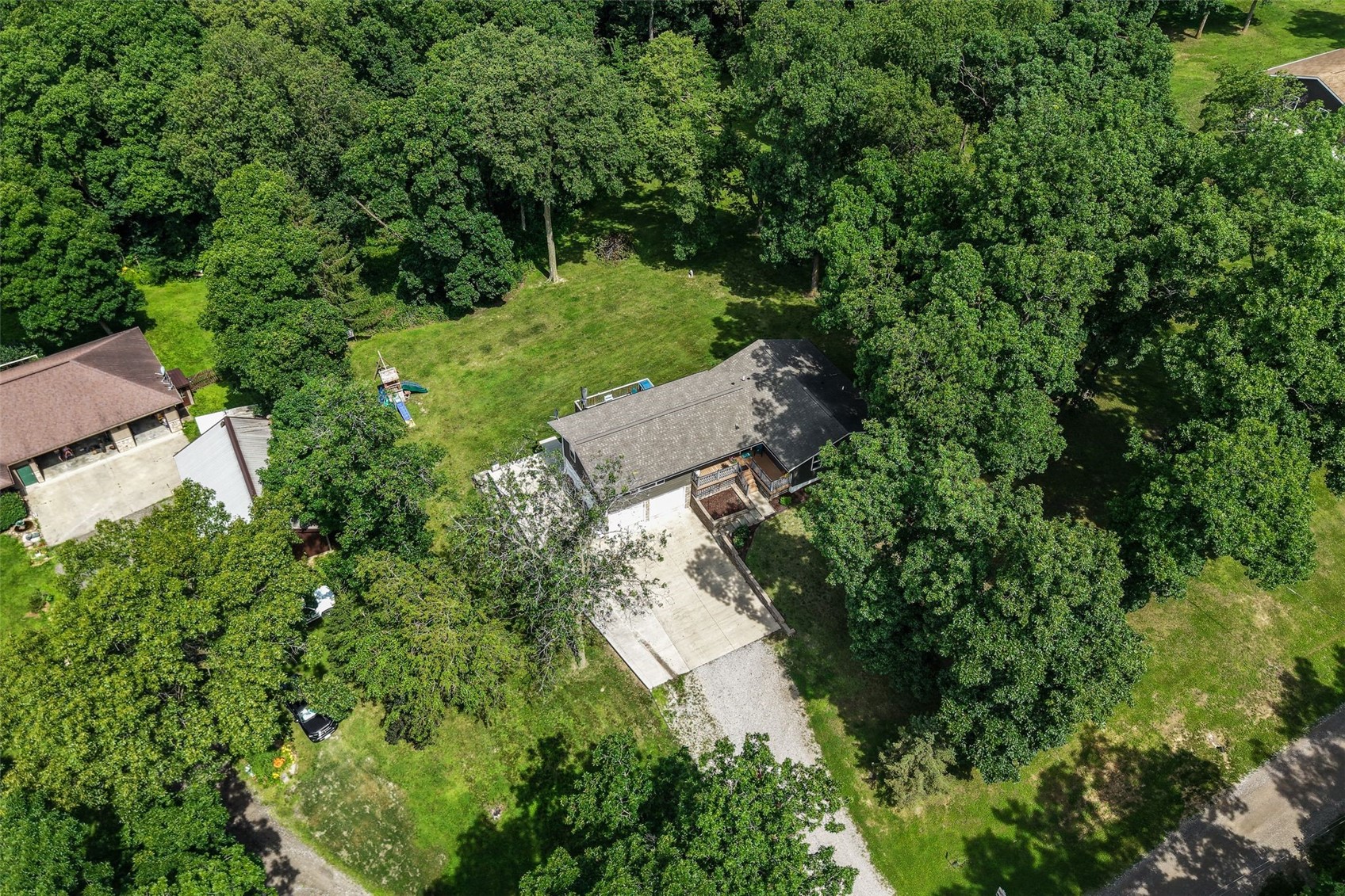 2459 125th Drive Marengo IA 52301