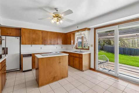 265 Lamplite Lane SE Cedar Rapids IA 52403