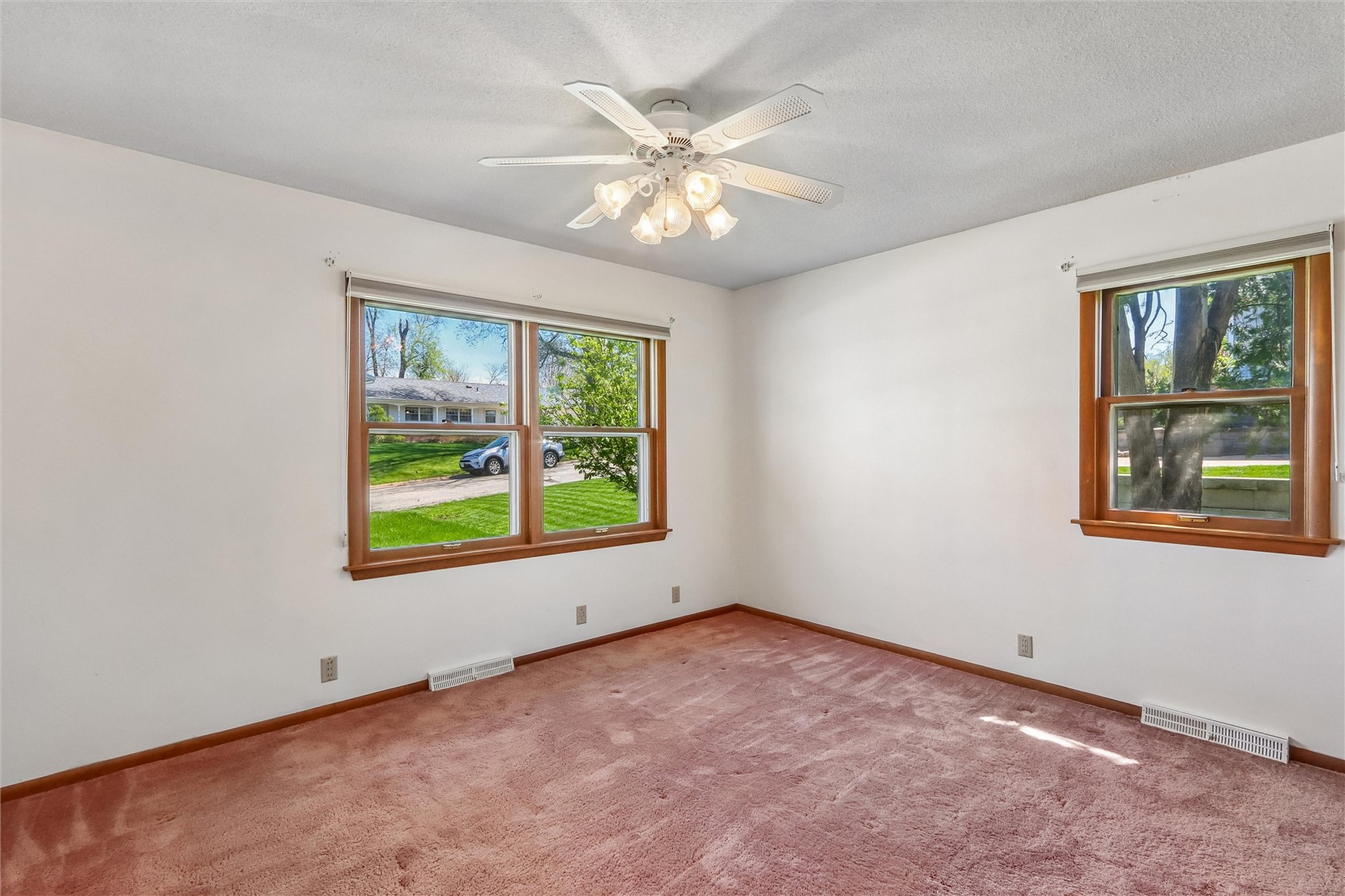 265 Lamplite Lane SE Cedar Rapids IA 52403