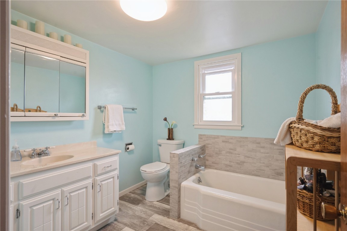2215 1st Avenue SW Cedar Rapids IA 52405