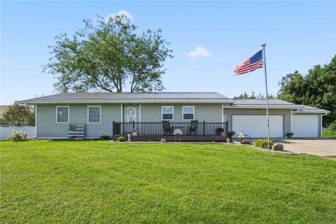 306 4th Avenue Van Horne IA 52346