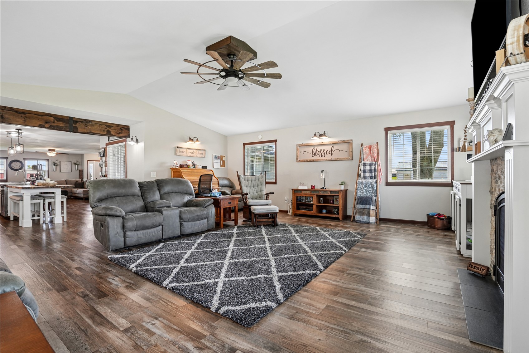 306 4th Avenue Van Horne IA 52346