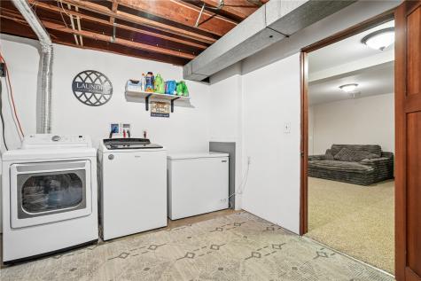 306 4th Avenue Van Horne IA 52346