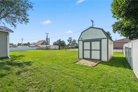 306 4th Avenue Van Horne IA 52346