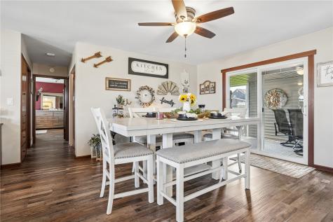 306 4th Avenue Van Horne IA 52346